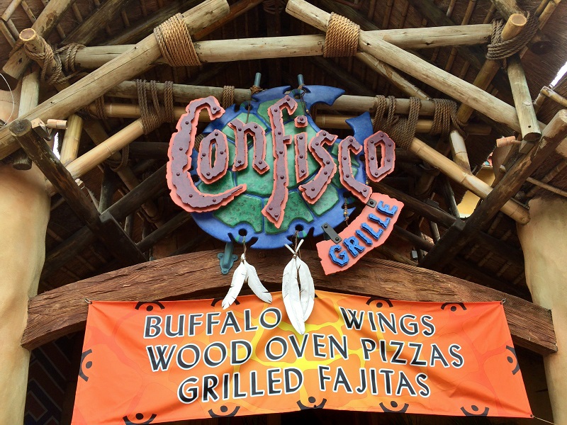 Dining Review - Confisco Grille