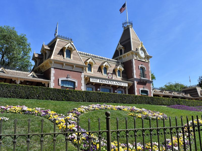Stepping Into Spring at The Disneyland Resort