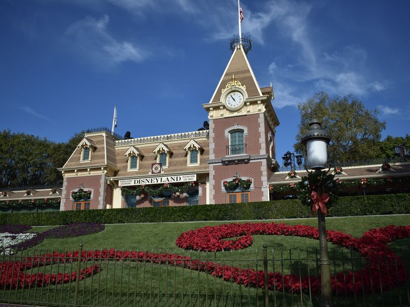 Disneyland Resort Christmas in July