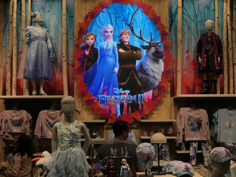 Disneyland Resort Catches Frozen 2 Fever!