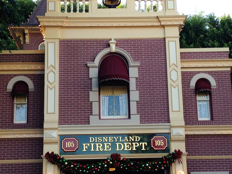 My Disney Top 5 - Things I Need to See at Disneyland - Revisited