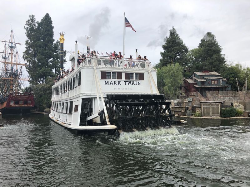 A Ride in the Wheelhouse of the Mark Twain Riverboat