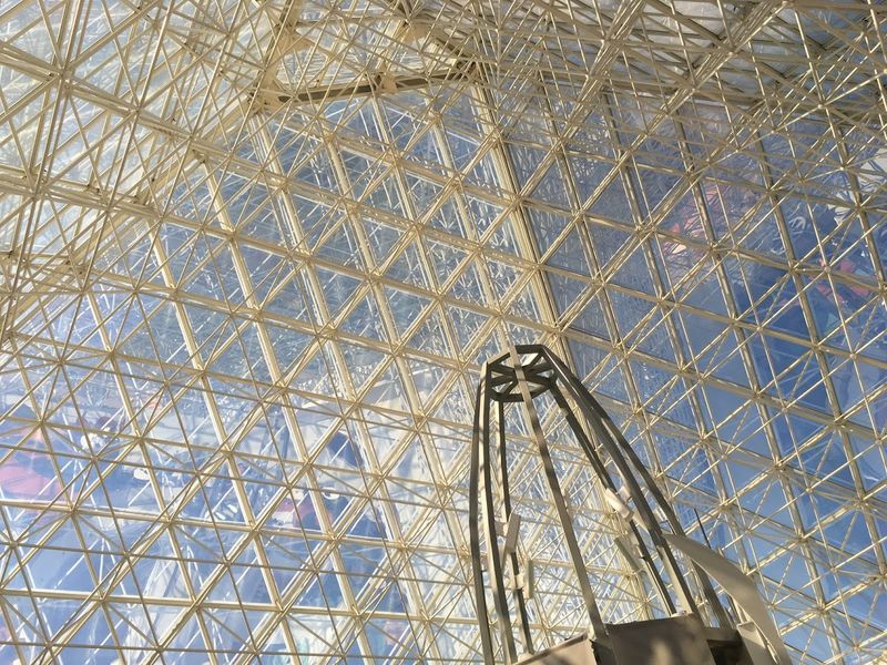 DVC Member Lounge at Epcot: A Little Bit of Calm in the Eye of the Storm