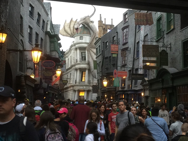 Harry Potter dining at the Leaky Cauldron and Three Broomsticks