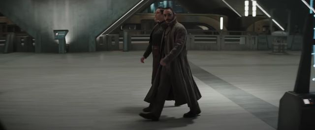 Dr. Pershing gets spotted in MANDALORIAN Season 3